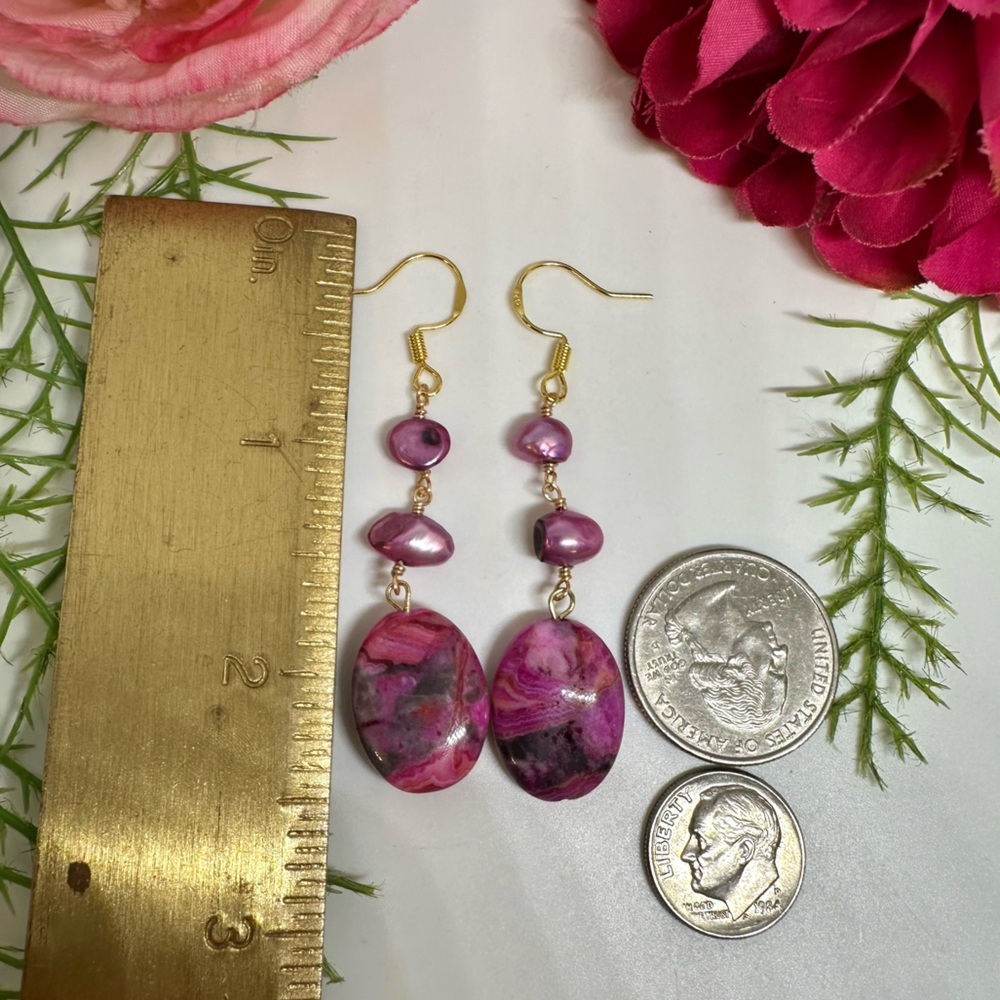 NEW⚜️Pink Agate & Freshwater Pearl Beaded Earrings - Picture 5 of 5